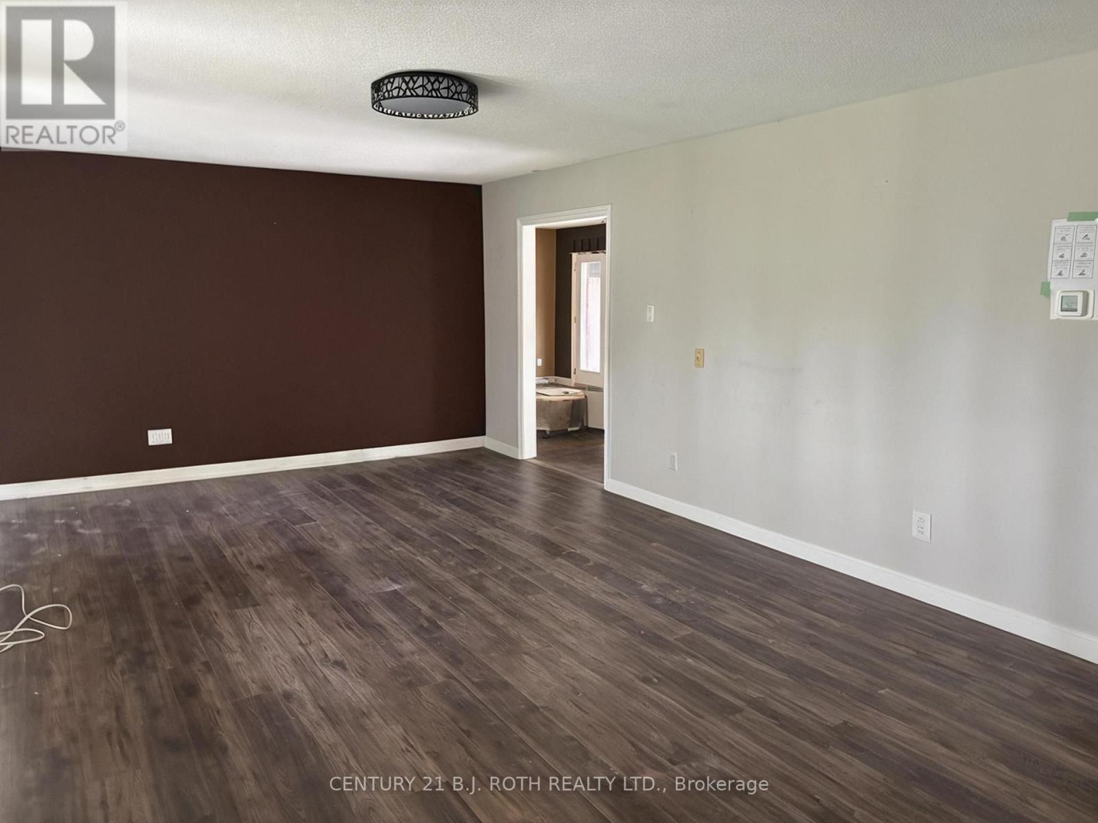 8709 8TH LINE - Image 5