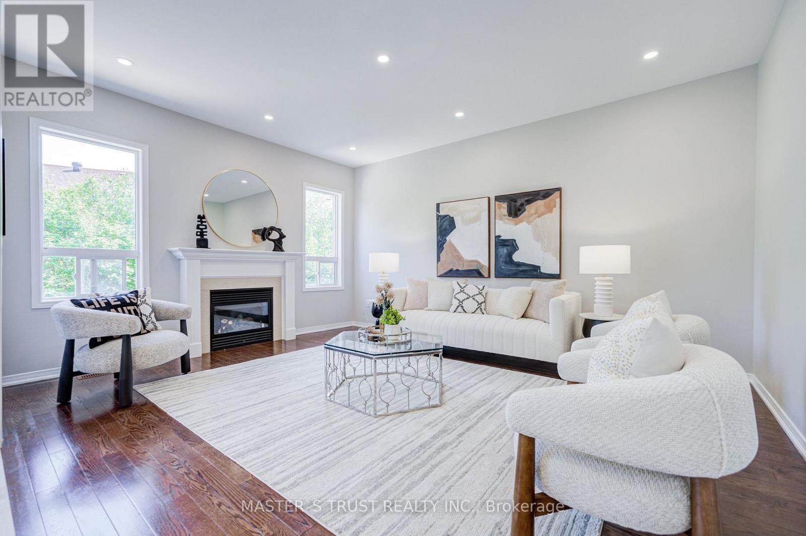 33 LEVELLANDS CRESCENT - 15