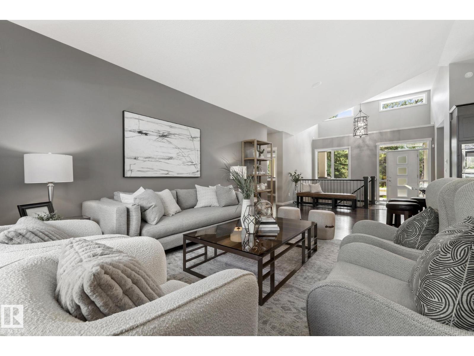 #138 Fernwood Cr - Image 25