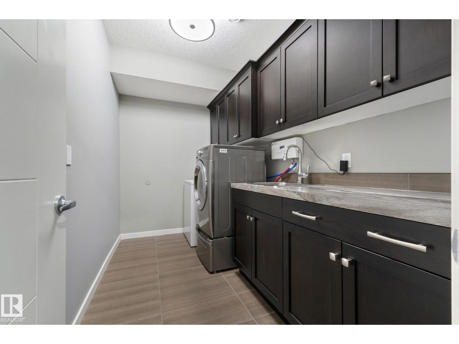#138 Fernwood Cr - 54