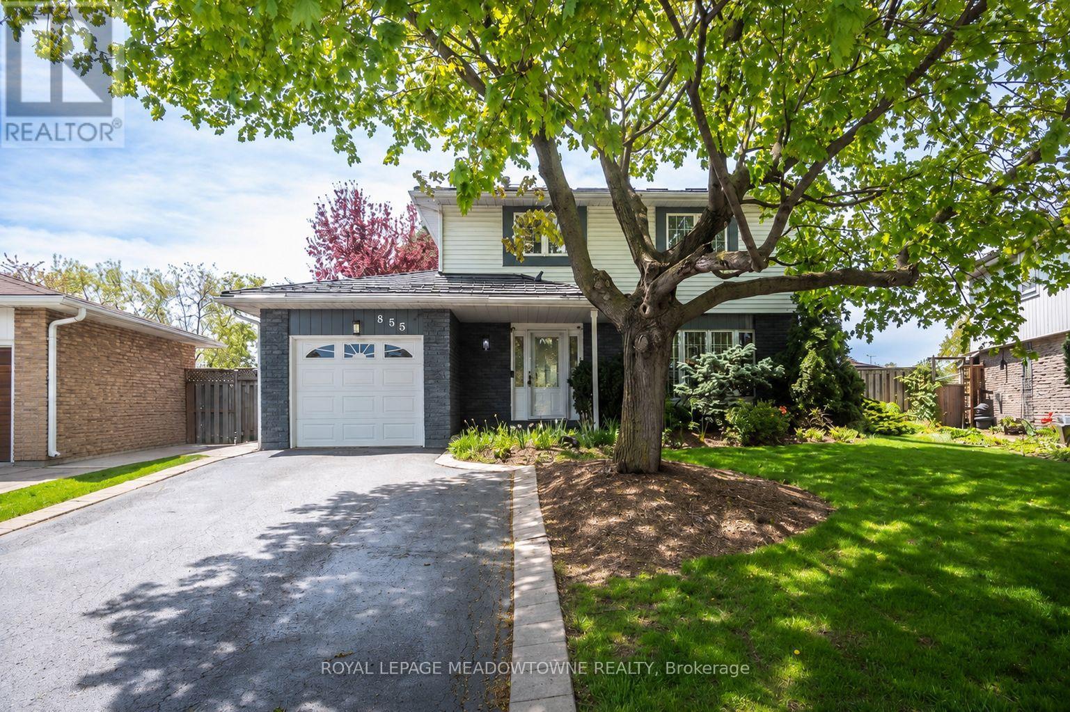 Photo of 855 Maple Avenue