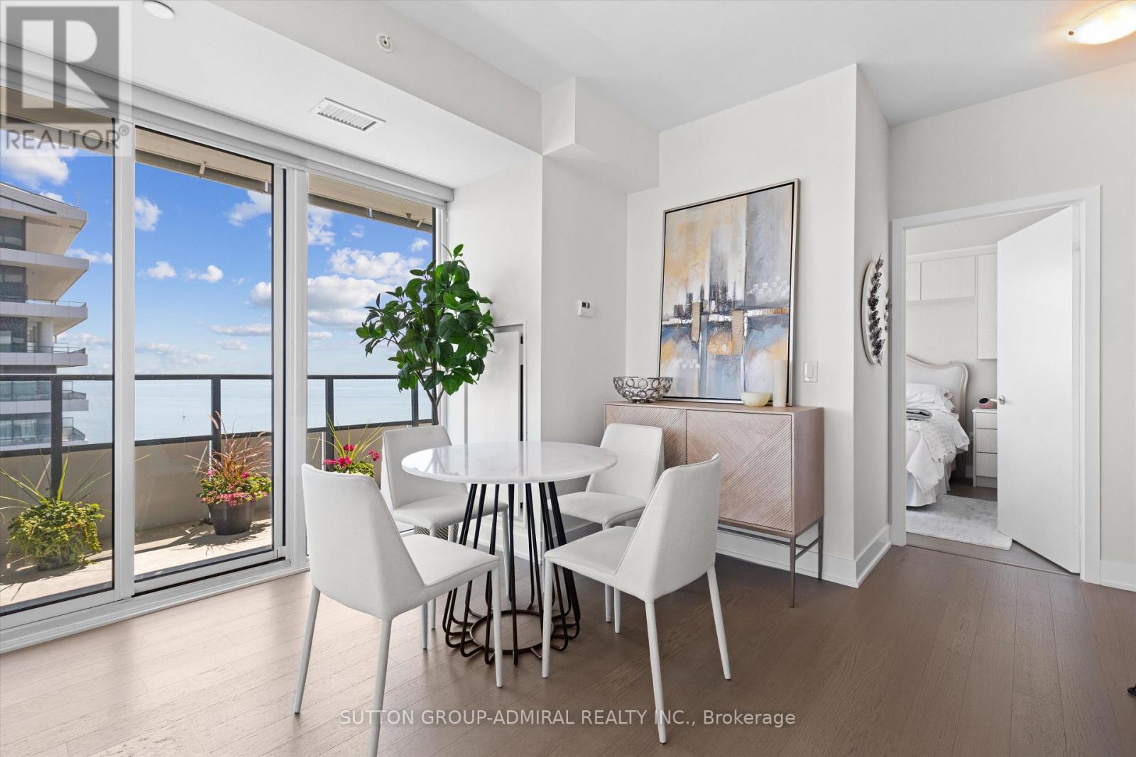 #4908 30 SHORE BREEZE DRIVE - 14