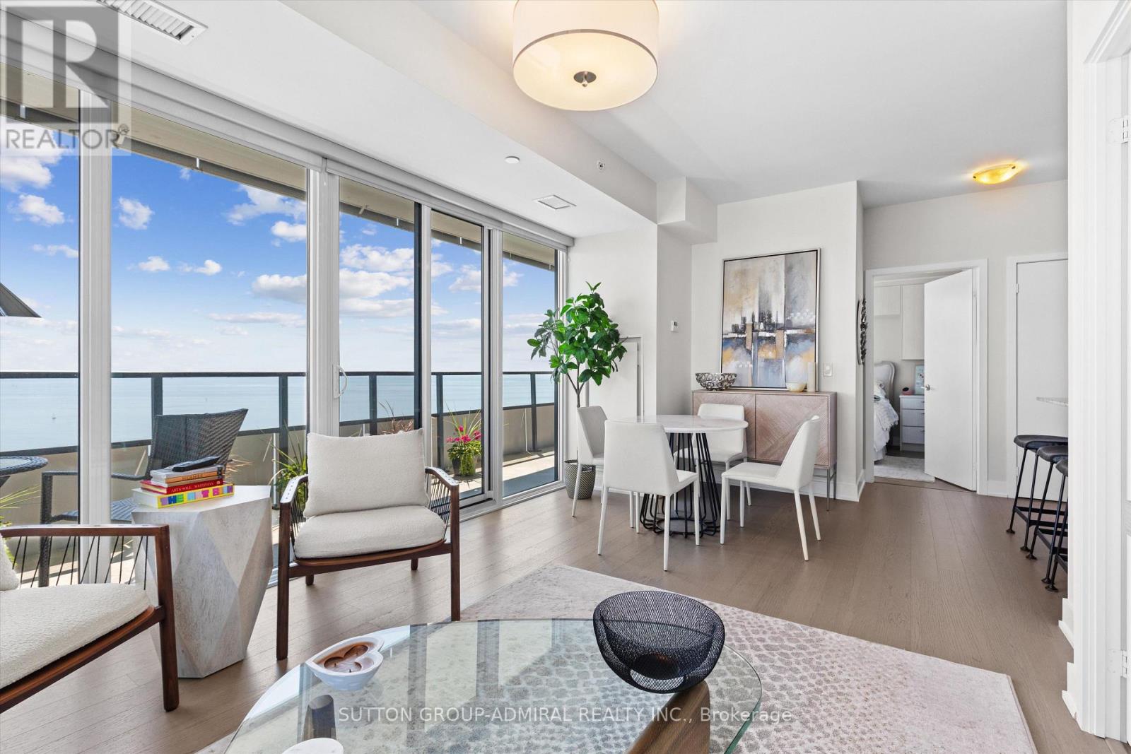 #4908 30 SHORE BREEZE DRIVE - 15