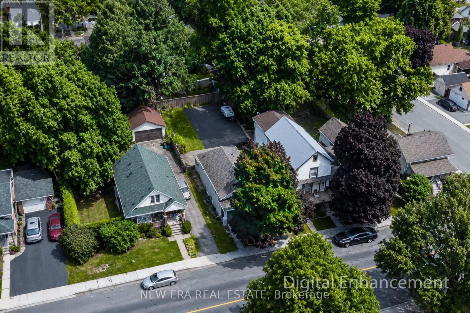 319 KING STREET W - 3