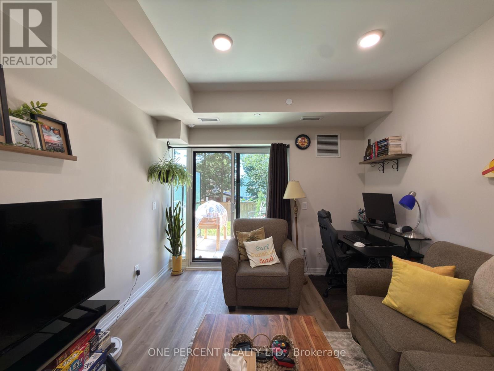 #139 50 HERRICK AVENUE - 17