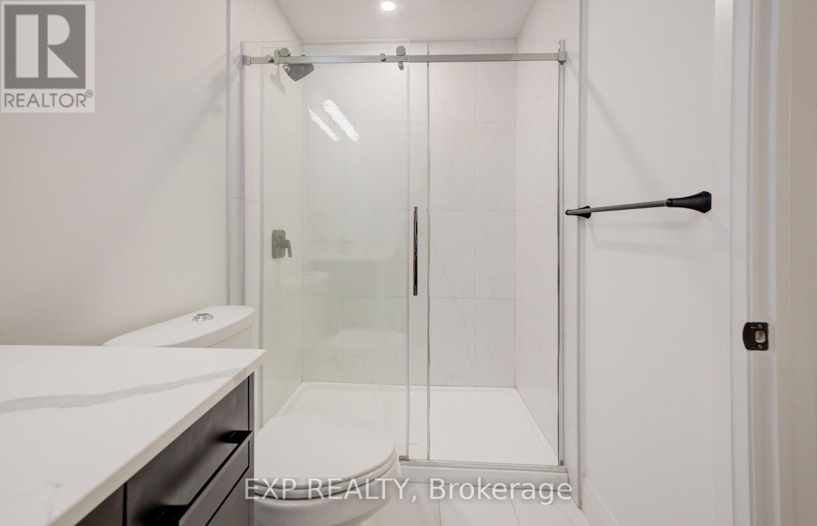#15 3900 SAVOY STREET - 16