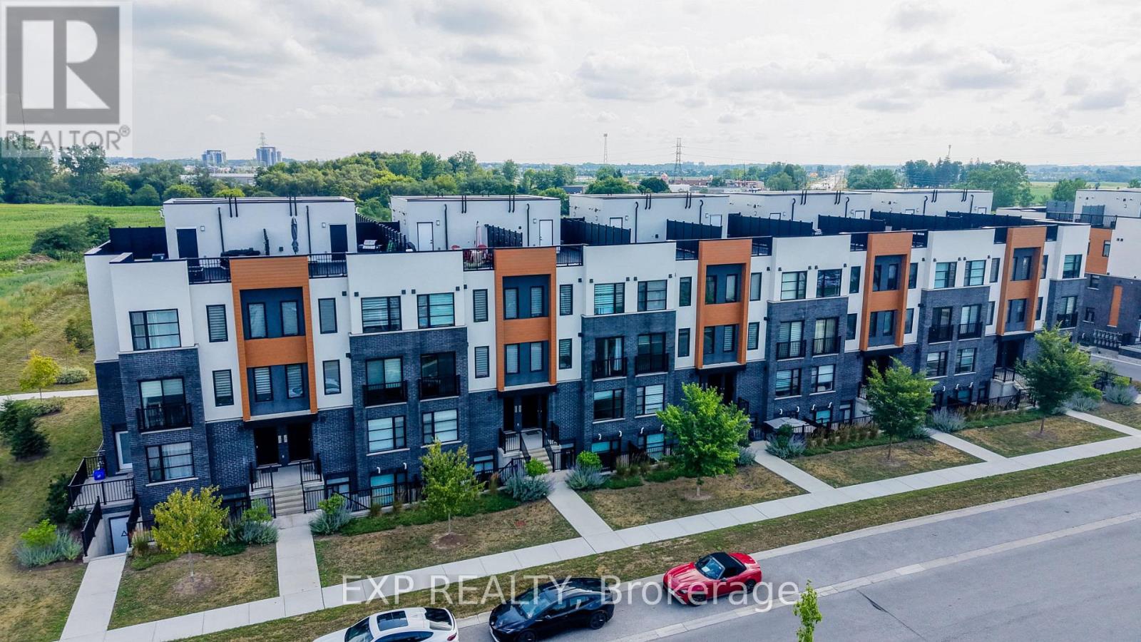 #15 3900 SAVOY STREET - 17