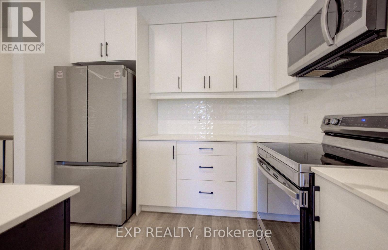 #15 3900 SAVOY STREET - 8