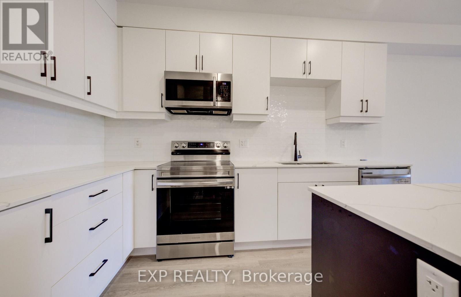 #15 3900 SAVOY STREET - 9