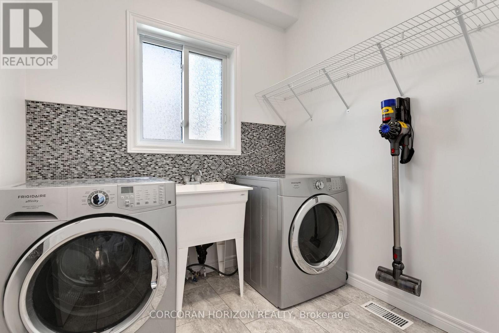 135 BROADOAKS DRIVE - Image 10