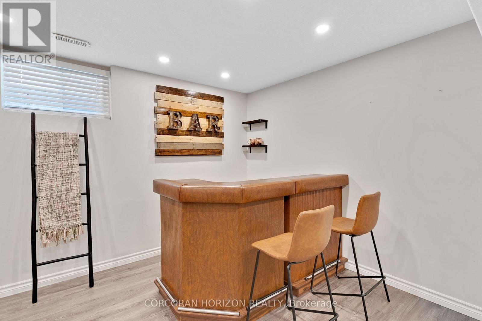 135 BROADOAKS DRIVE - Image 39