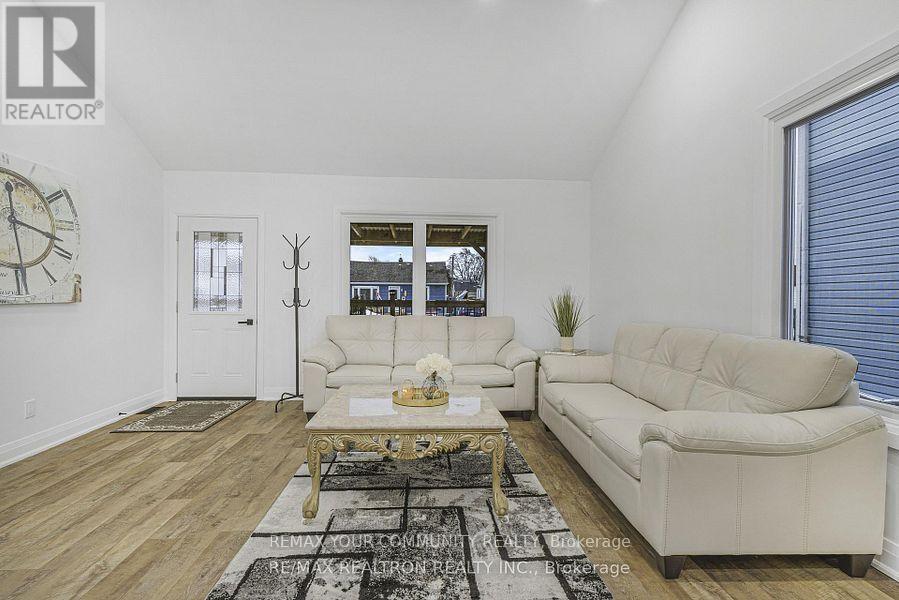 6167 SKINNER STREET - 7