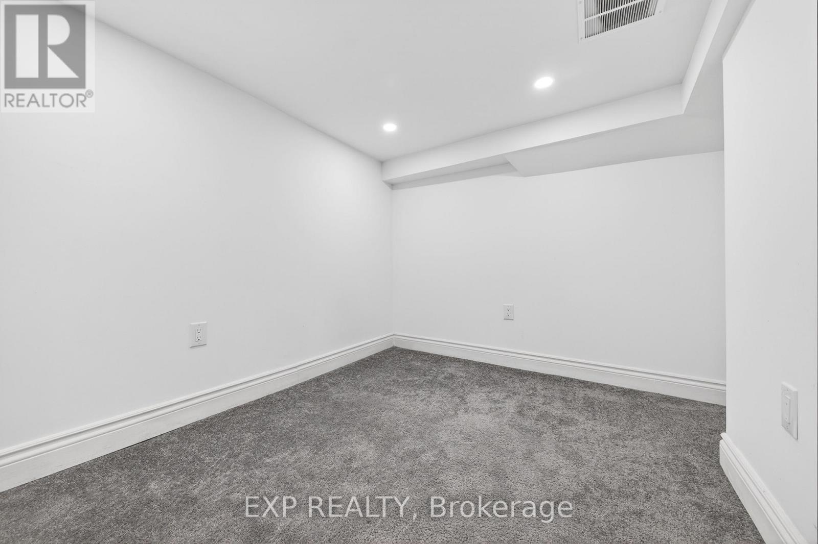 6564 LEVEL AVENUE - 36