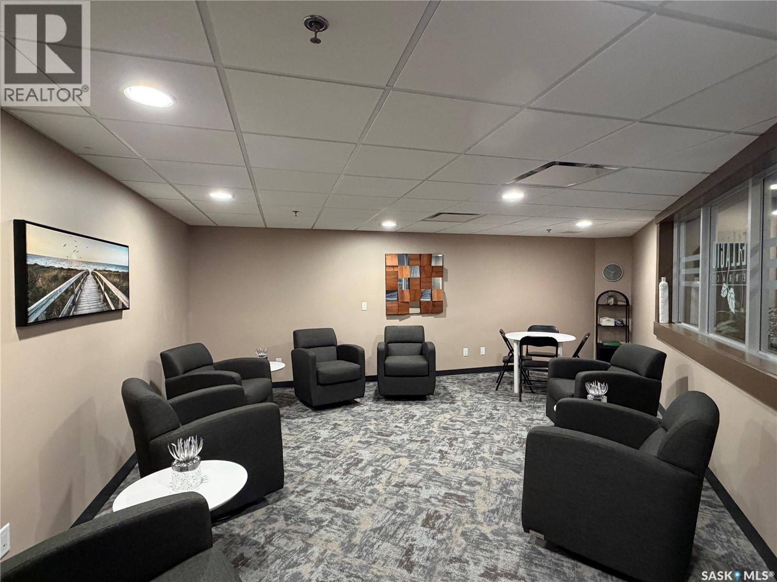 #210 1220 Blackfoot DRIVE - 29