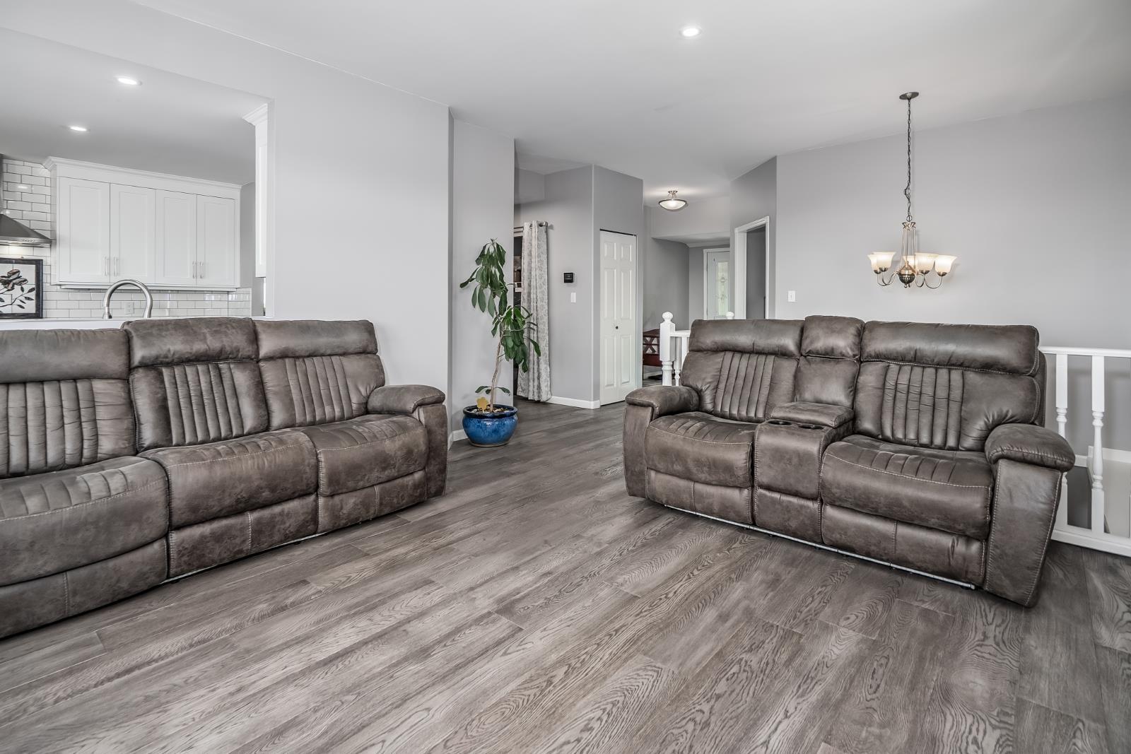5 Bed, 3 Bath House for Sale in Mission – 33764 BLUEBERRY DRIVE, Mission – MLS# R3151838 - Image 7