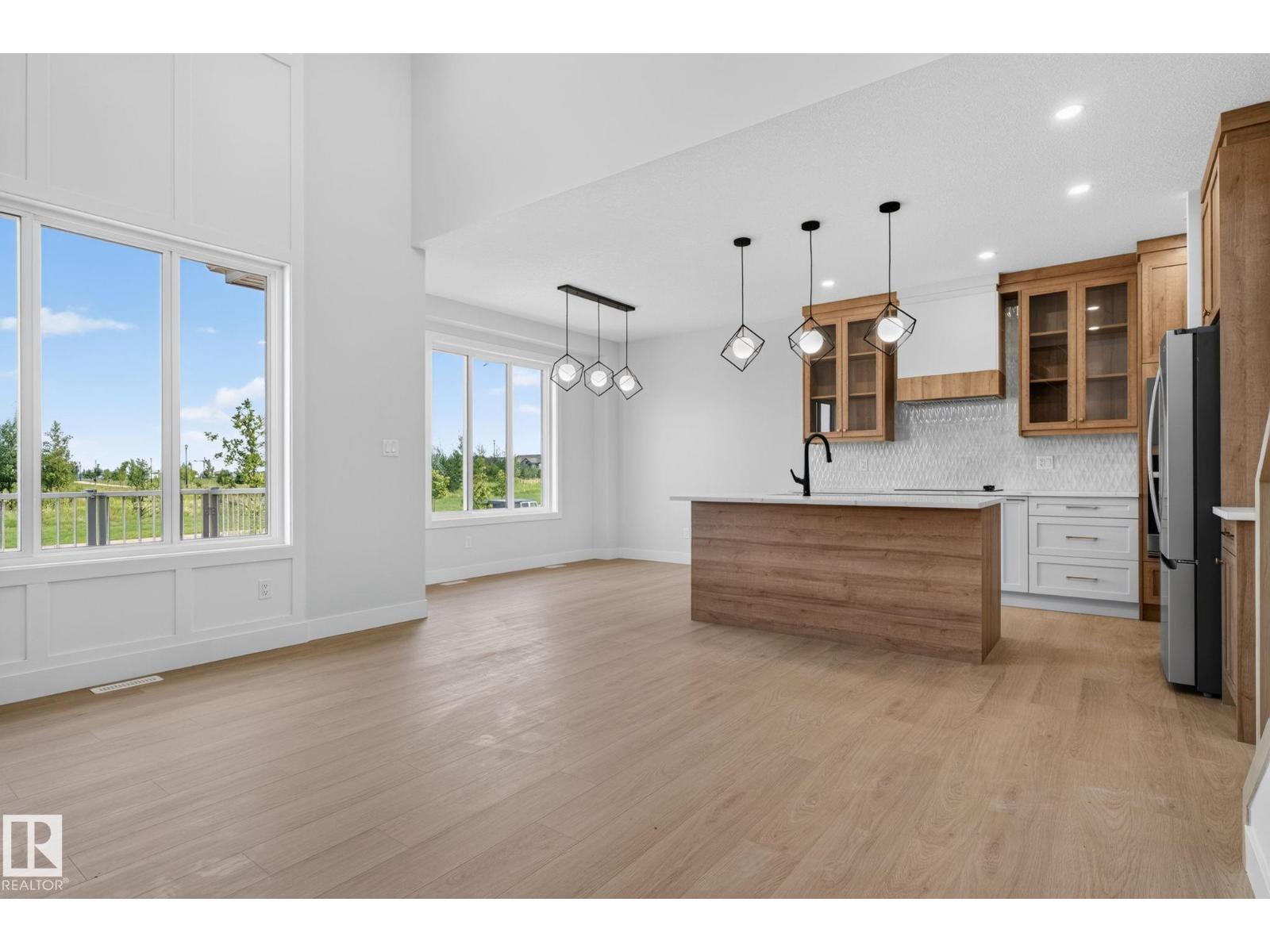 4272 Charles CL SW - 17