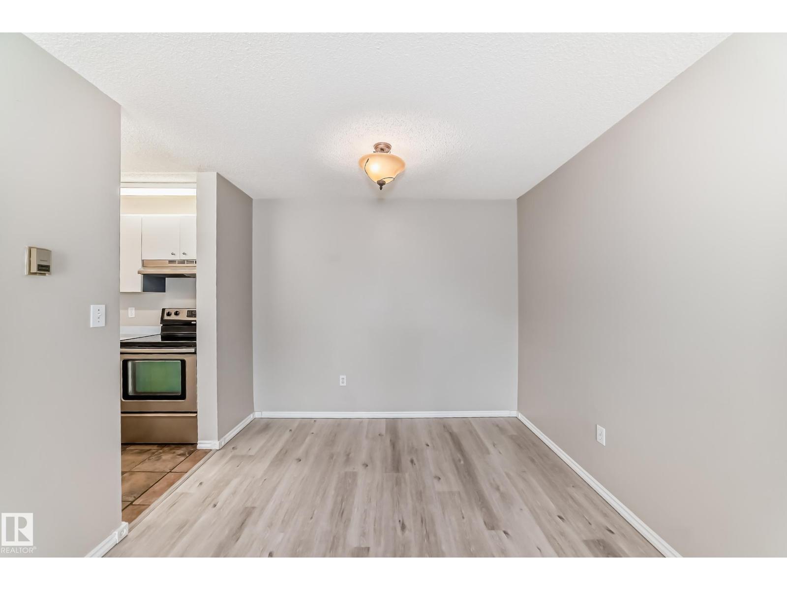 2508 50 ST NW - Image 13