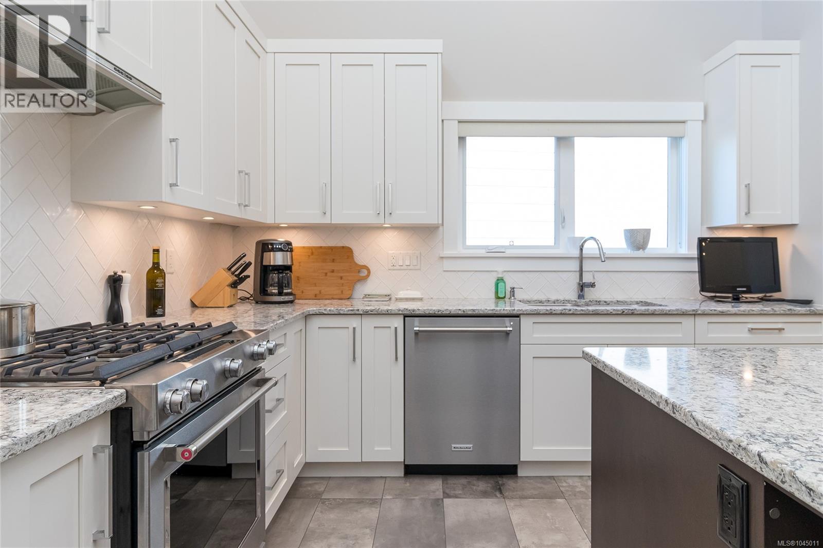 3845 Glen Oaks Dr - Image 20