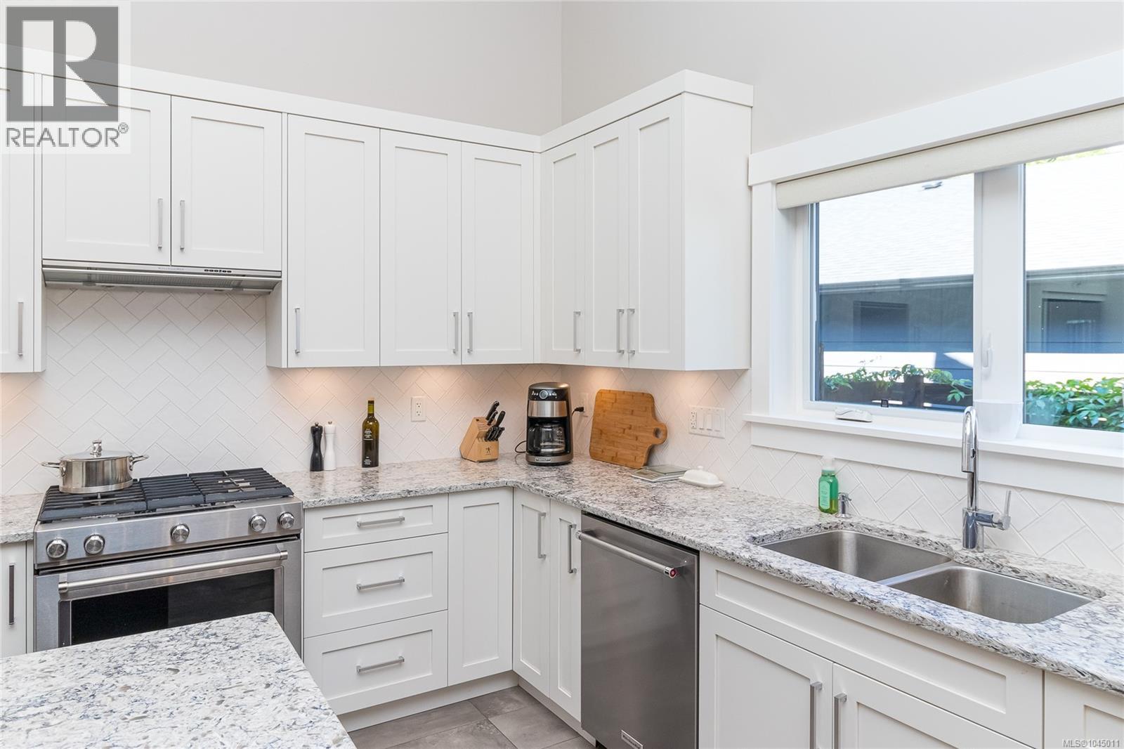 3845 Glen Oaks Dr - 21