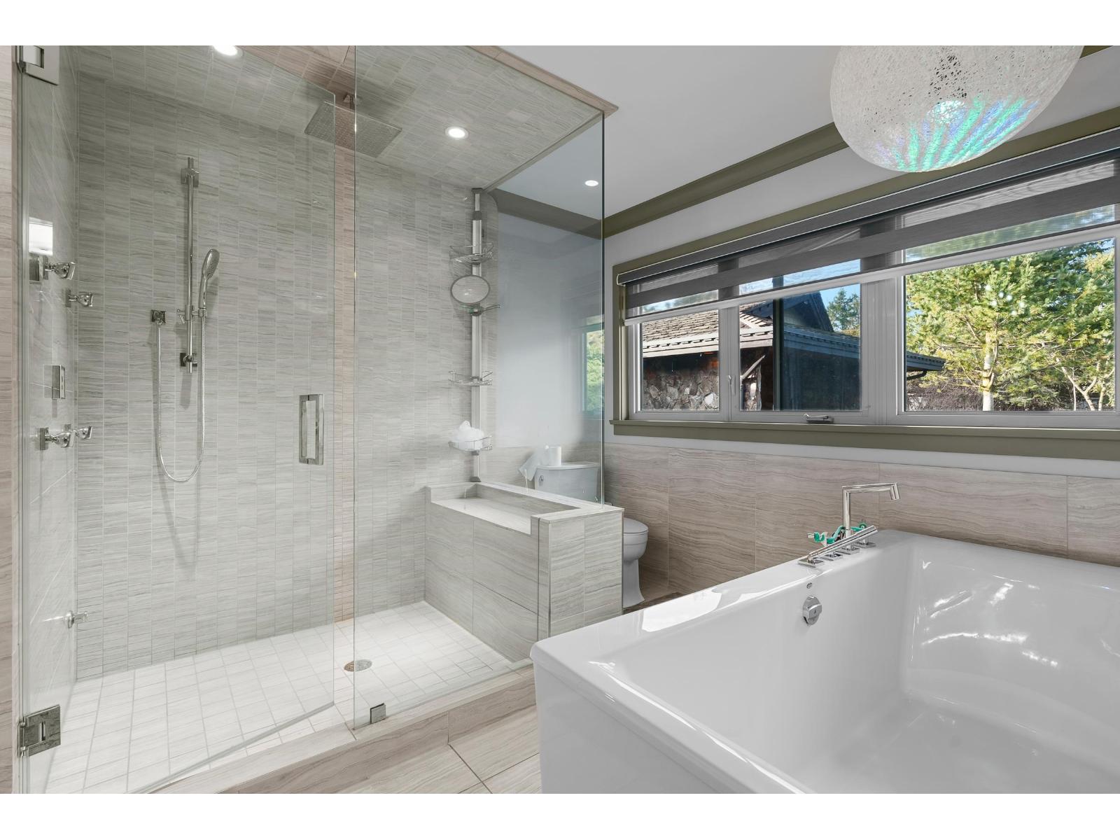 5 Bed, 4 Bath House for Sale in Abbotsford – 29852 MACLURE ROAD, Abbotsford – MLS# R3151888 - Image 26