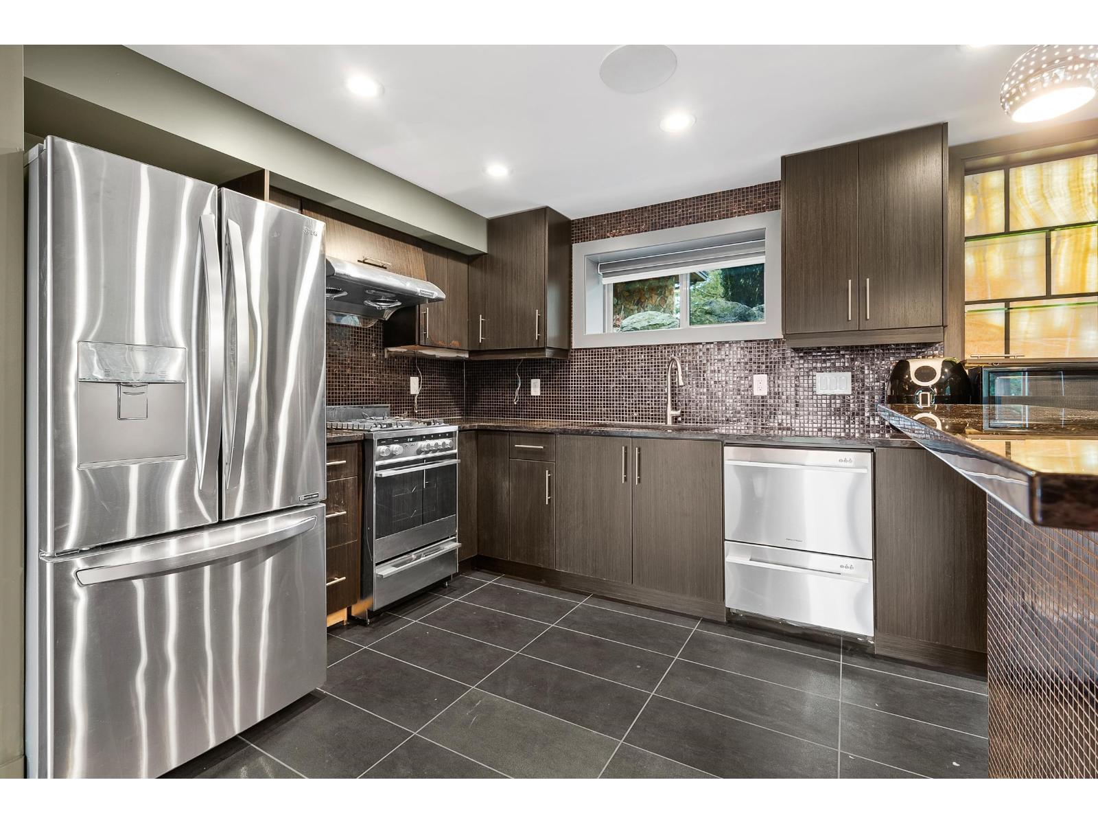 5 Bed, 4 Bath House for Sale in Abbotsford – 29852 MACLURE ROAD, Abbotsford – MLS# R3151888 - Image 31