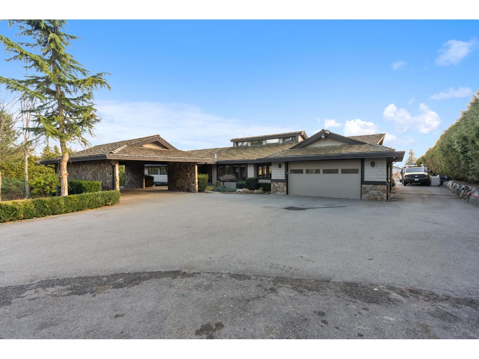5 Bed, 4 Bath House for Sale in Abbotsford – 29852 MACLURE ROAD, Abbotsford – MLS# R3151888 - Image 4