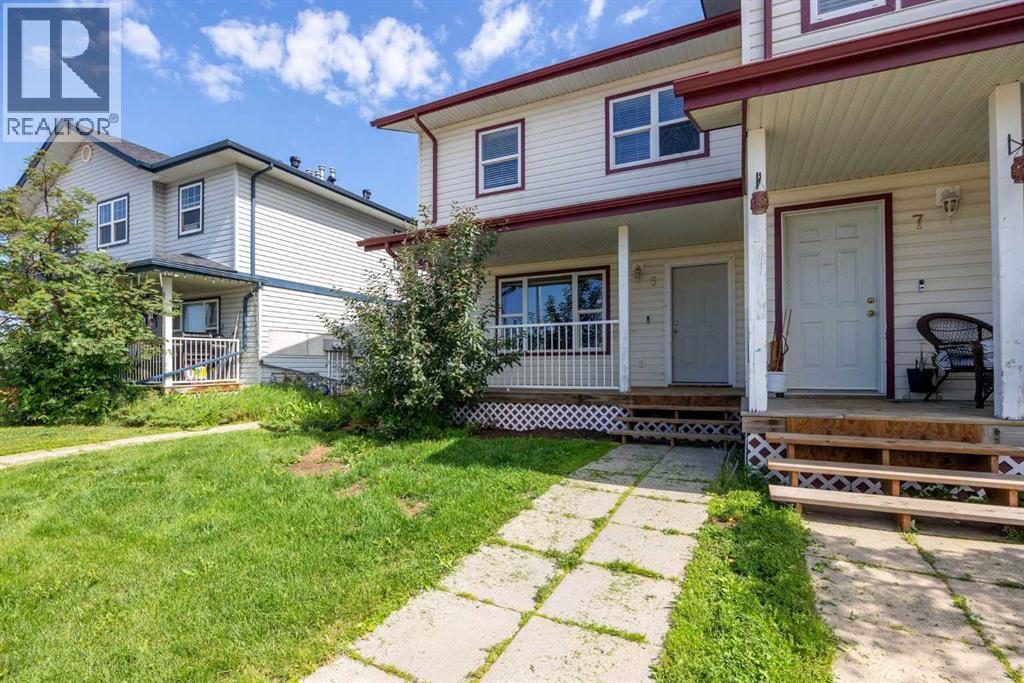 #5 100 St. Laurent Way - 2