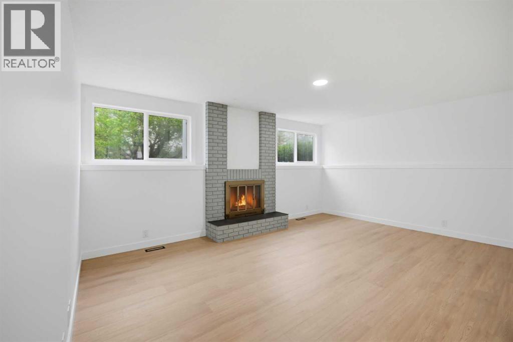 300 Edgehill Drive NW - Image 29