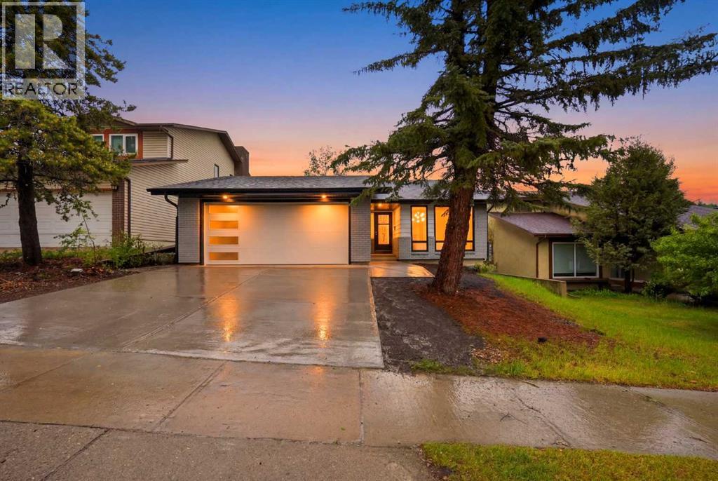 300 Edgehill Drive NW - 2