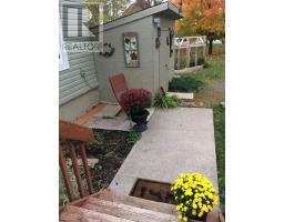 10 Lakeside Drive, Prince Edward County, ON K0K1T0 Photo 7