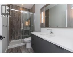 606 967 Whirlaway Cres, Langford, BC V9B6W6 Photo 12