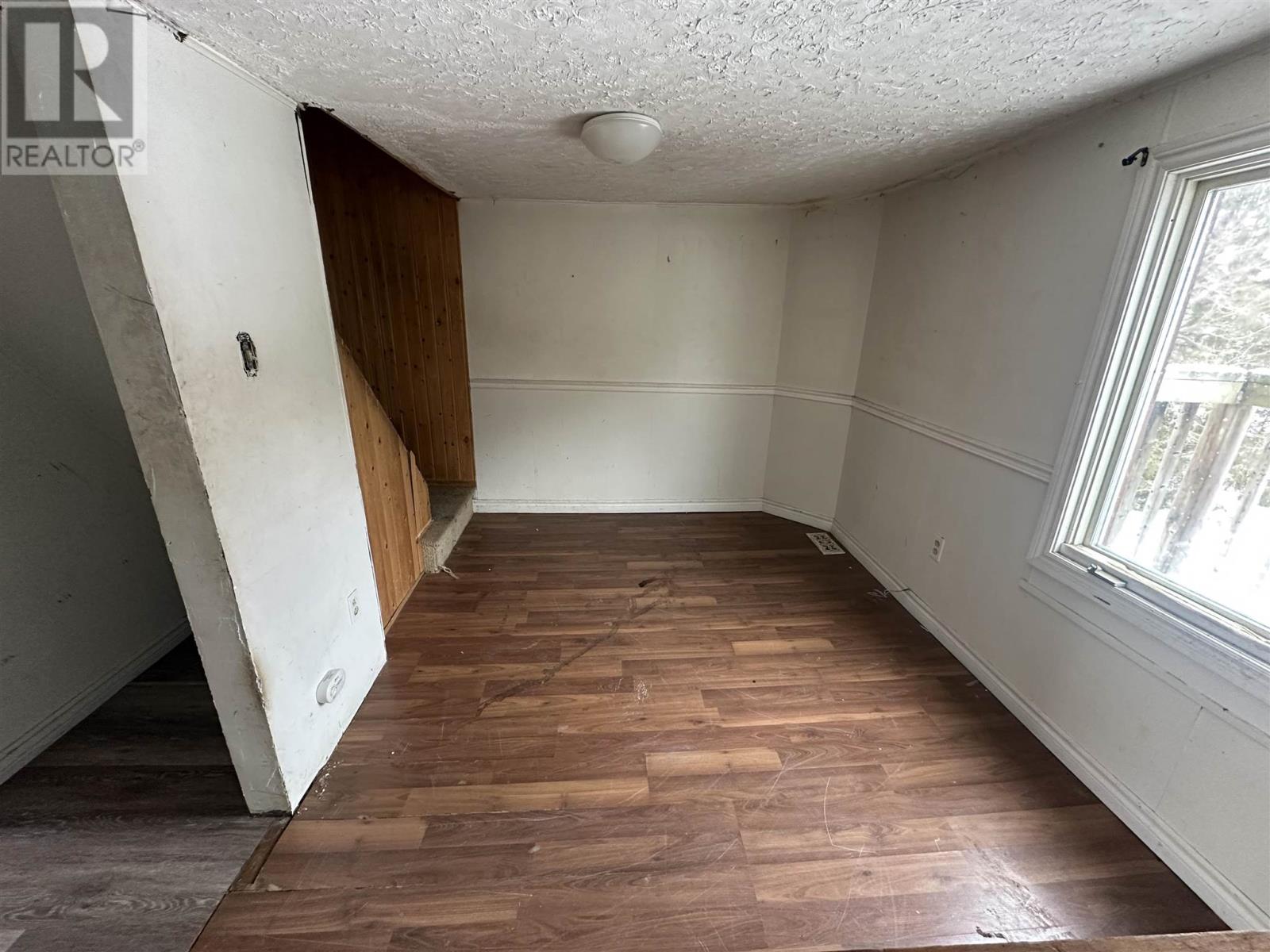 226 Birch ST - 9