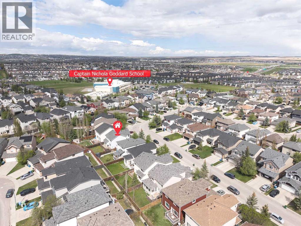 96 Panamount Manor NW