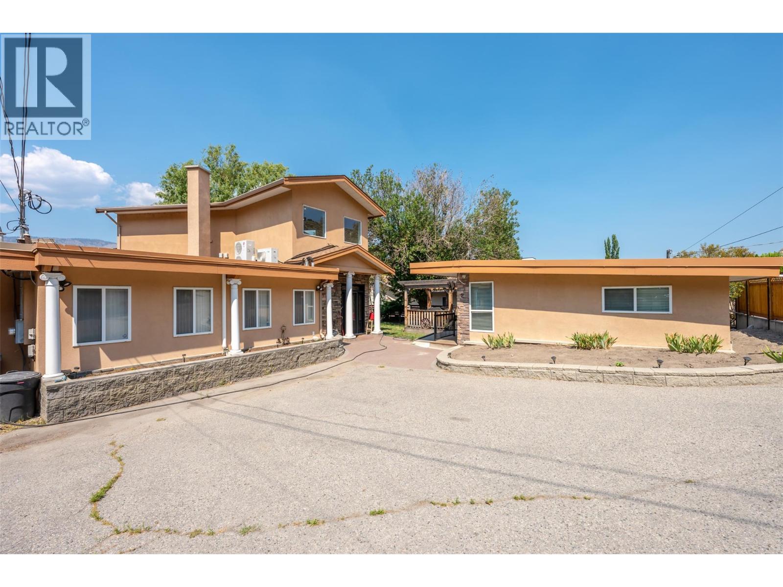  3935 Lakeside Road, Penticton