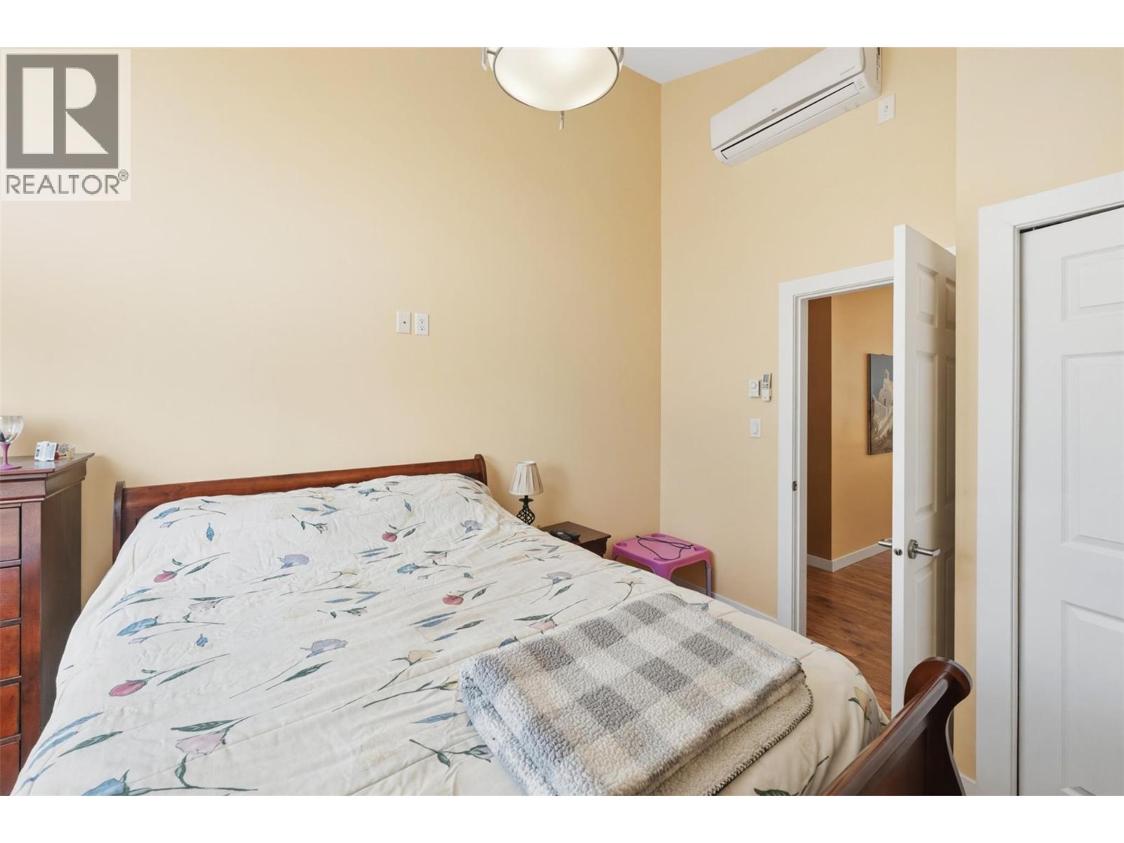  3935 Lakeside Road, Penticton