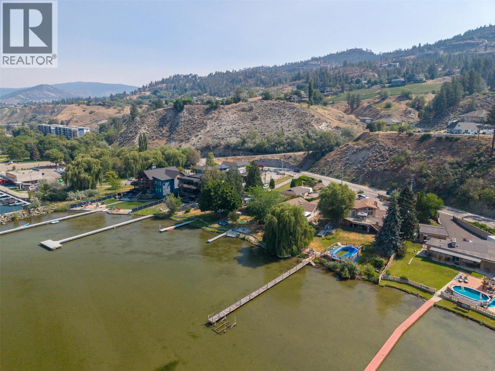  3935 Lakeside Road, Penticton