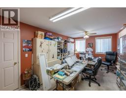 3935 Lakeside Road, Penticton, BC V2A8W1 Photo 25