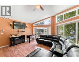 3935 Lakeside Road, Penticton, BC V2A8W1 Photo 34