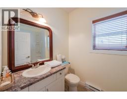 3935 Lakeside Road, Penticton, BC V2A8W1 Photo 38