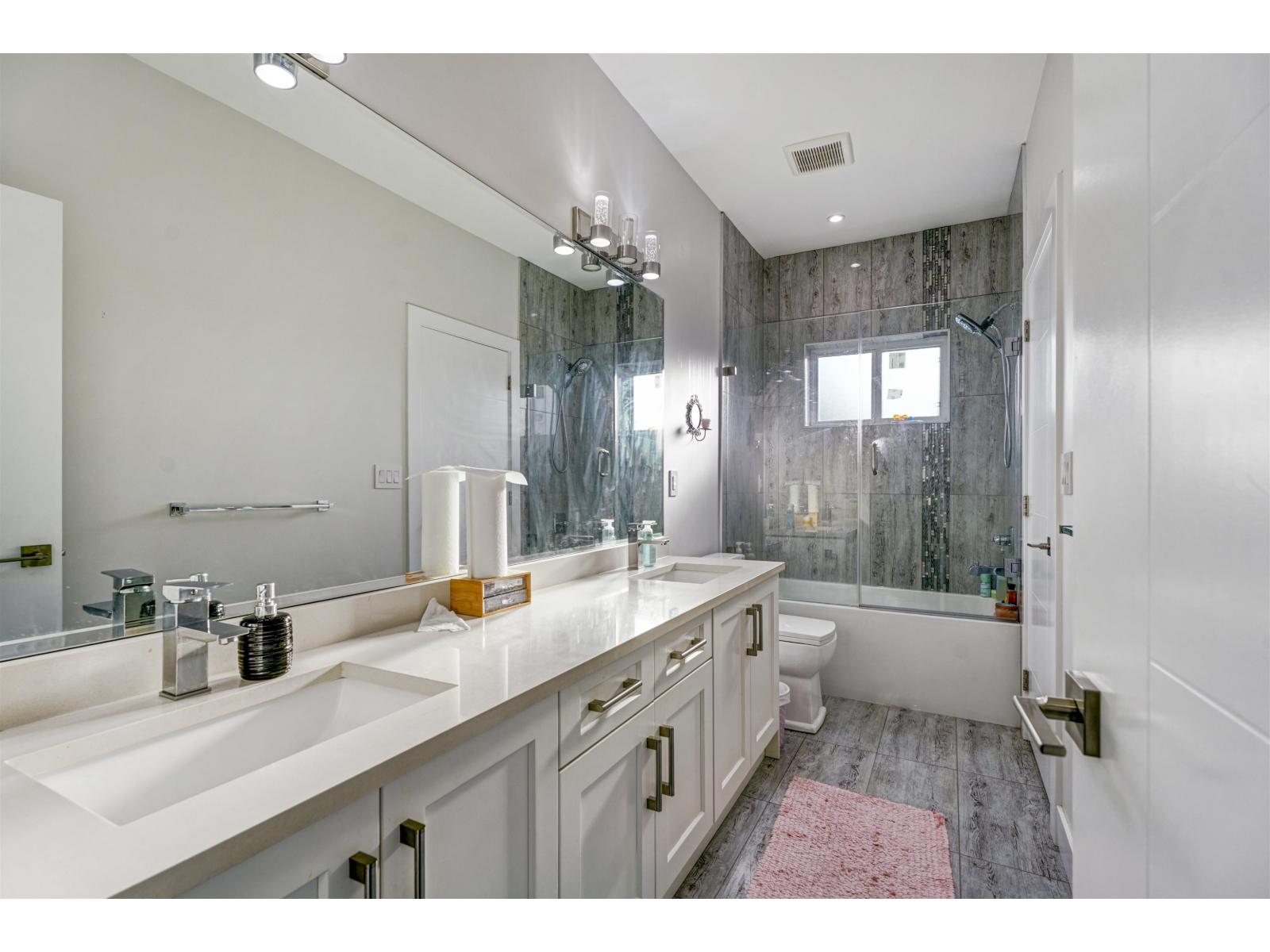 6 Bed, 6 Bath House for Sale in Surrey – 14932 35A AVENUE, Surrey – MLS# R3152263 - Image 31