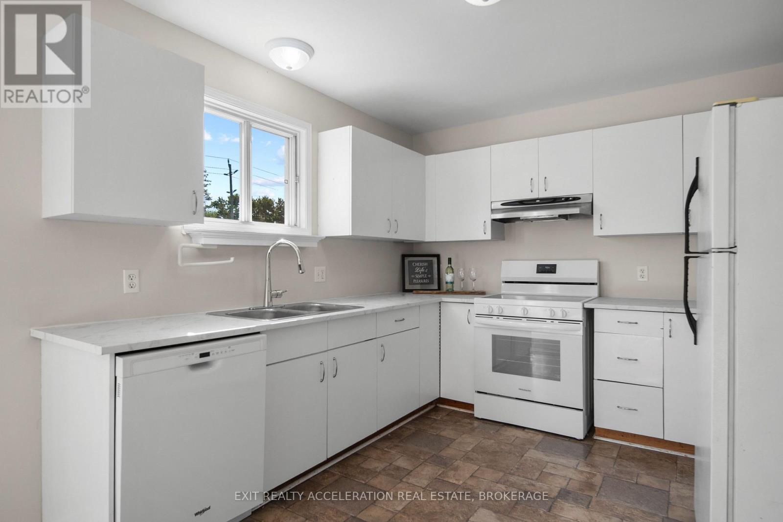 353 GINGER STREET - 16