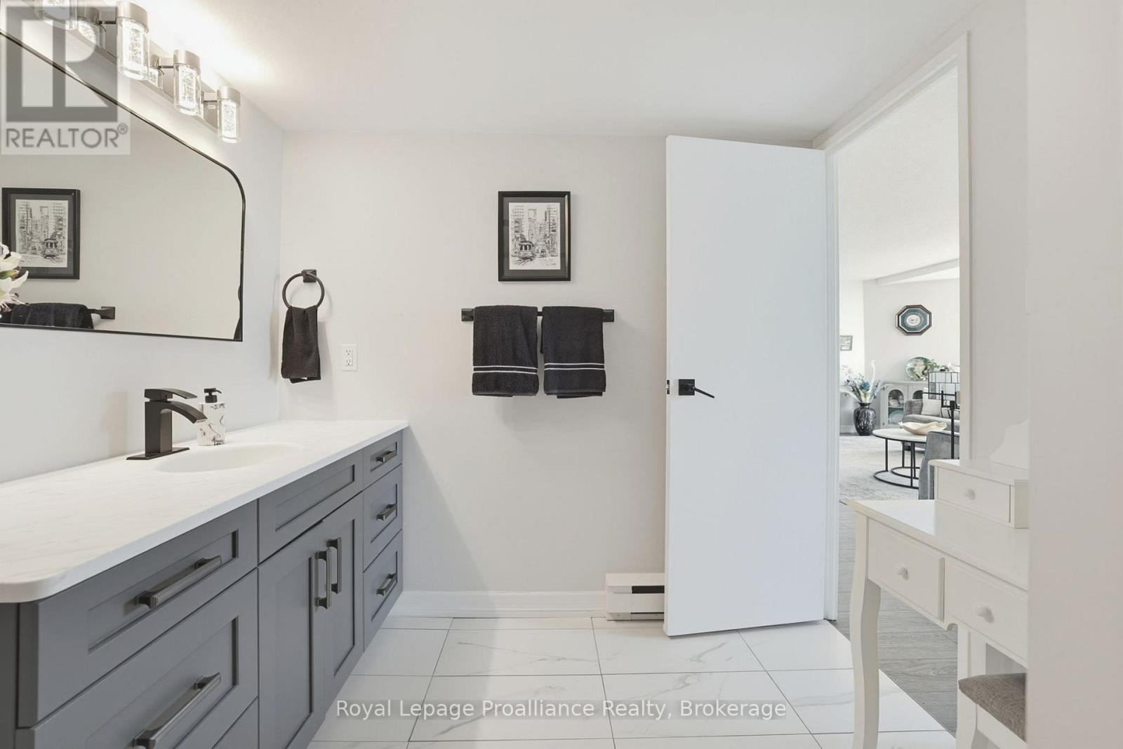 #1205 344 FRONT STREET - Image 26