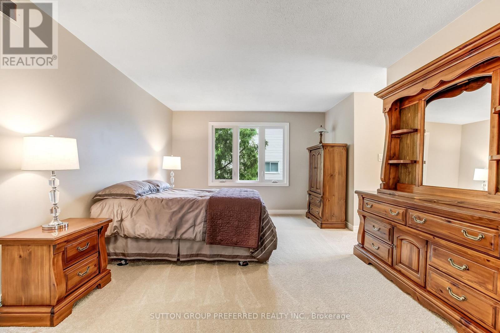 462 AMBLESIDE DRIVE - Image 20