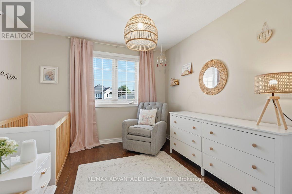 831 CRESTVIEW CRESCENT - Image 23
