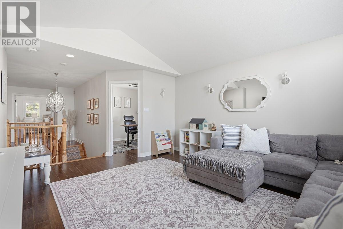 831 CRESTVIEW CRESCENT - Image 27