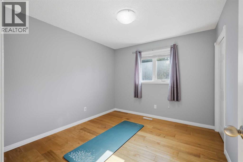 4640 47 Street - Image 21