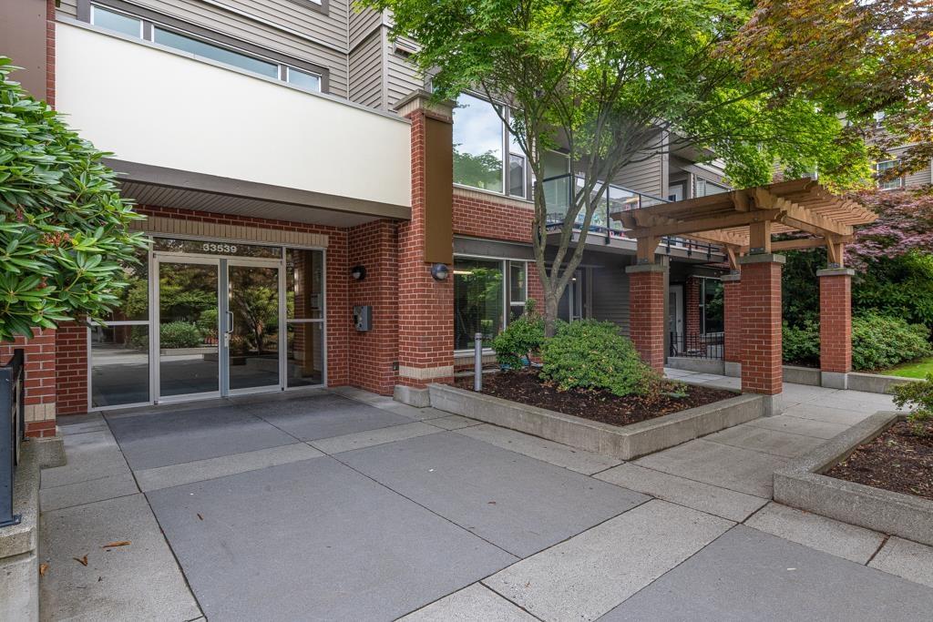 2 Bed, 2 Bath Apartment for Sale in Abbotsford – 114 33539 HOLLAND AVENUE, Abbotsford – MLS# R3151947 - Image 3
