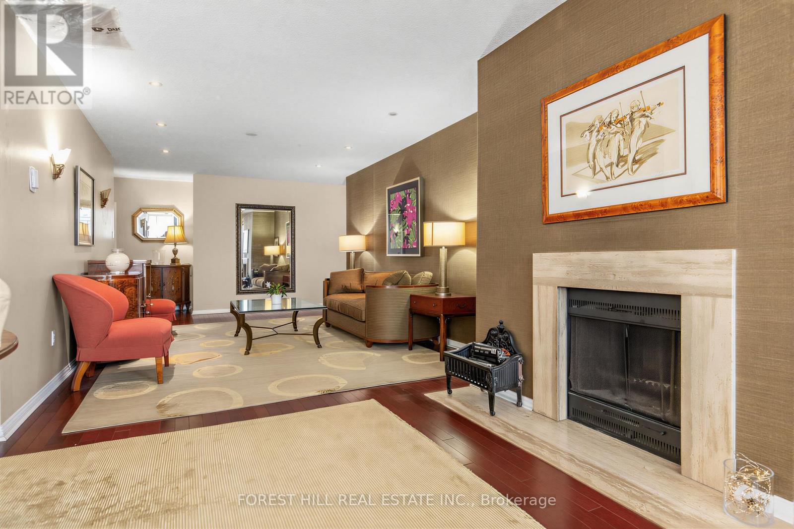 #PH01 15 MCMURRICH STREET - 11