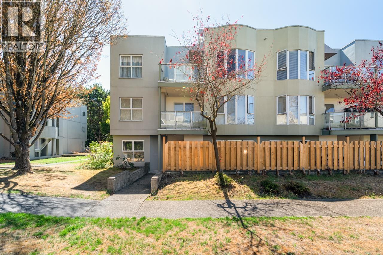 #119-7800 ST. ALBANS Road, Richmond