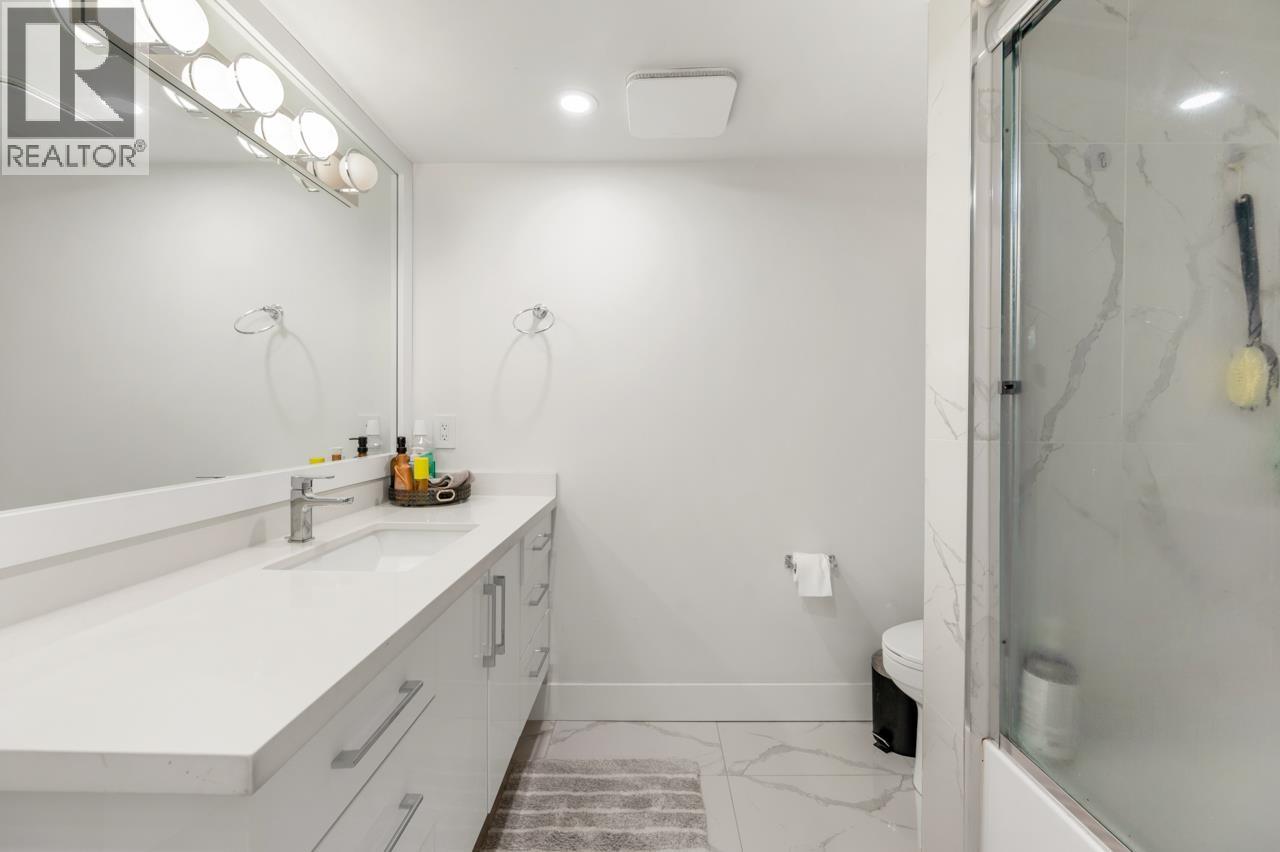 #119-7800 ST. ALBANS Road, Richmond